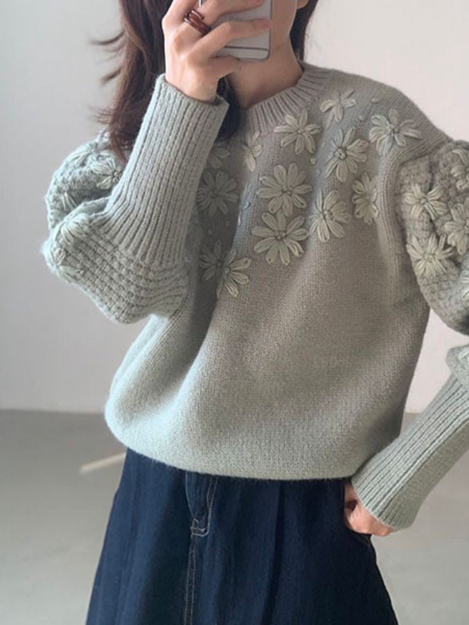 CH5500 Crew Neck Floral Embroidered Sweater